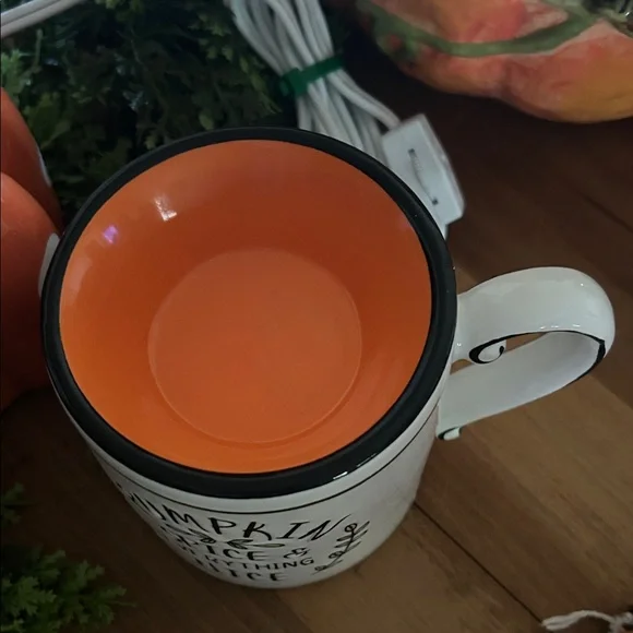 Pumpkin Spice Mug scentsy warmer  - White/black lettering - Picture 4 of 4